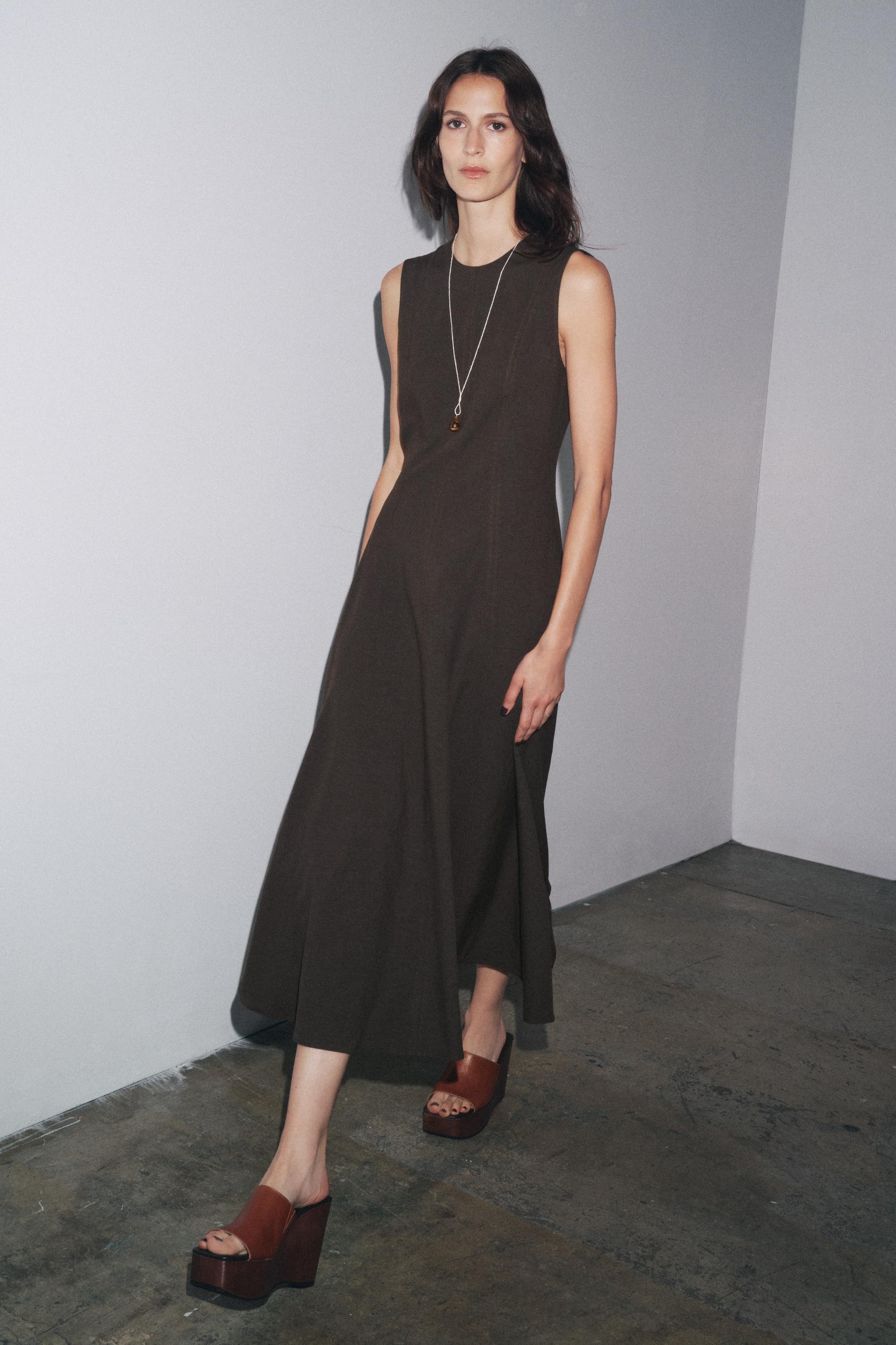 ROBE MI-LONGUE SANS MANCHES ZW COLLECTION